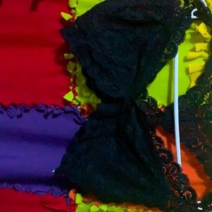 I am selling a black bra